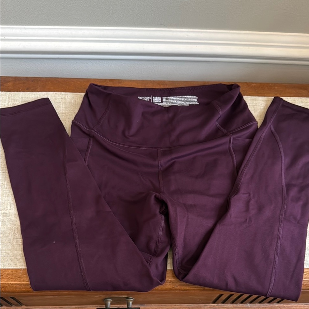Victoria’s Secret leggings